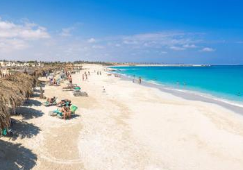 قرية زمردة الساحل الشمالي اسم عتيق كالأحجار الكريمة