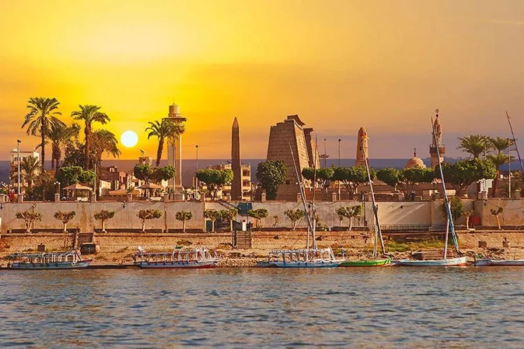 مدينة الاقصر