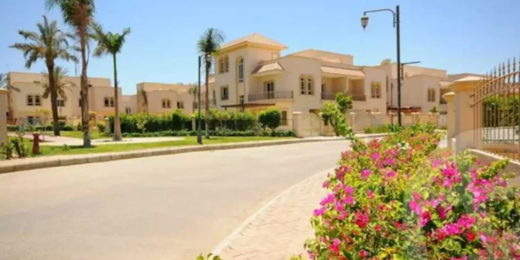 Greens Compound Sheikh Zayed
